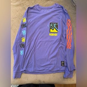 Nike Long Sleeve - Men’s Large